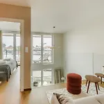 Penthouse Lighthouse Surfingbird *