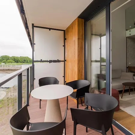 Penthouse Lighthouse Surfingbird * Mrzeżyno