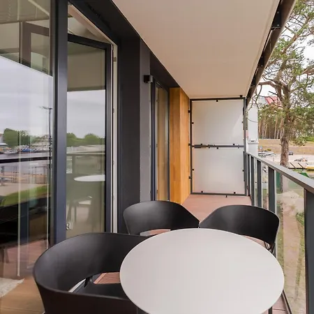 Penthouse Lighthouse Surfingbird *